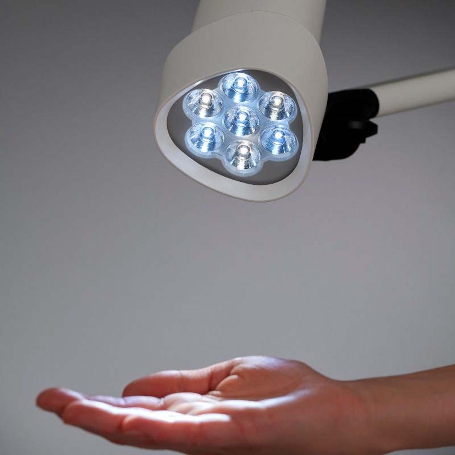 Coolview CLED50 FX Arm Examination Light | Rail (3)