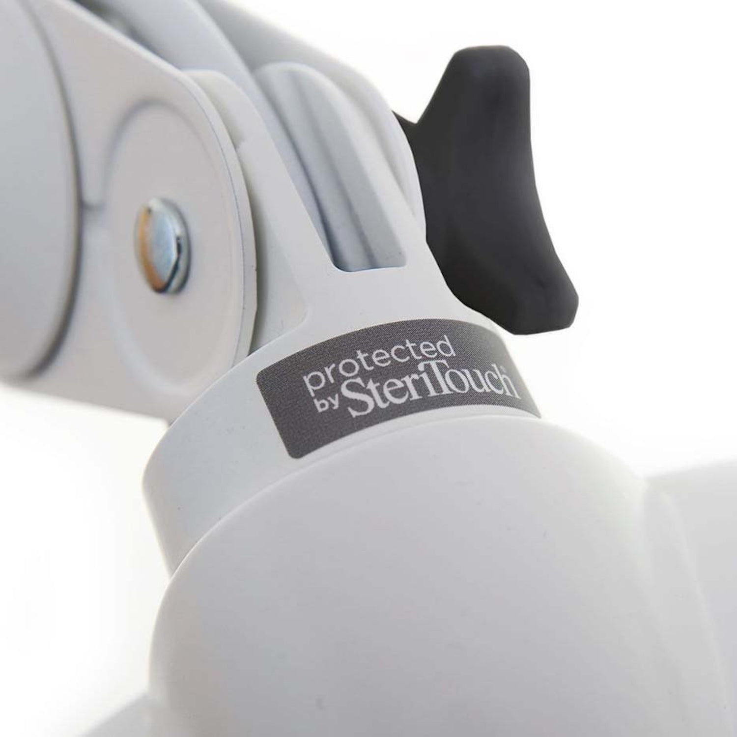 Luxo Generation II LHH Examination Light | Trolley (2)