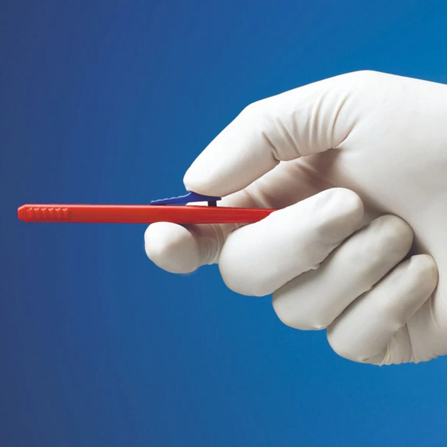 Swann Morton Disposable Scalpels with Retractable Blade No' 11 | Pack of 25 (3)